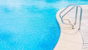 پرکلرین در ضدعفونی آب استخر